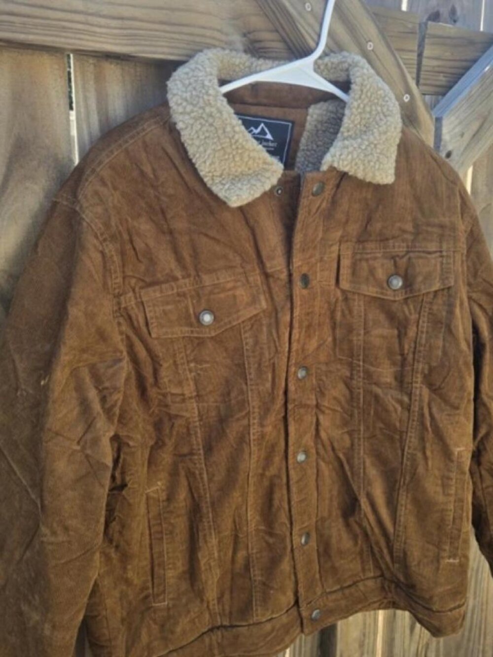 Men’s Medium Brown suede jacket with sherpa lining